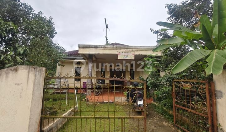 1-Story House with Spacious Land in Bogor Near Toll Gate Access, Assisted with Mortgage J41789