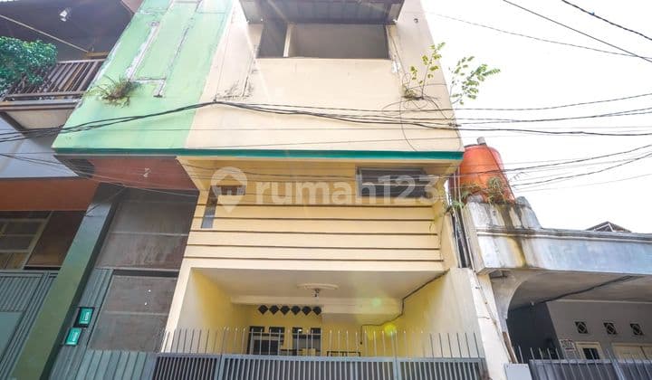 Rumah Strategis 17 Menit ke Terminal Kampung Rambutan bisa KPR J35834