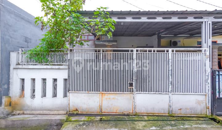 Rumah 10 Menit ke DTC (Depok Town Center) Hadap Selatan Siap Huni J-28860