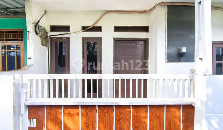 Well-Maintained 1-Story House, 14 Minutes to The Park Mall Sawangan, KPR Assisted J44139
