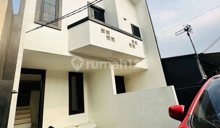 Rumah 3 Lt SHM 15 Menit ke The Park Sawangan Dibantu KPR J-31160