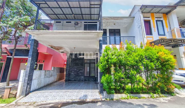 Rumah Minimalis 10 Menit ke Cibinong City Mall 2 LT Bebas Banjir J7723