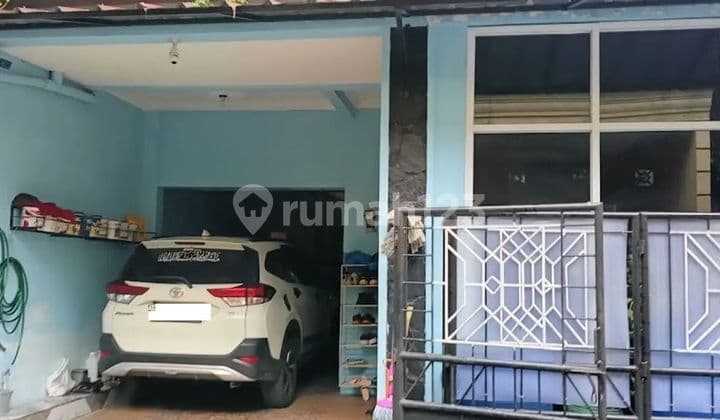 Rumah Siap Huni 10 Menit ke Cibinong City Mall Hadap Selatan J31157