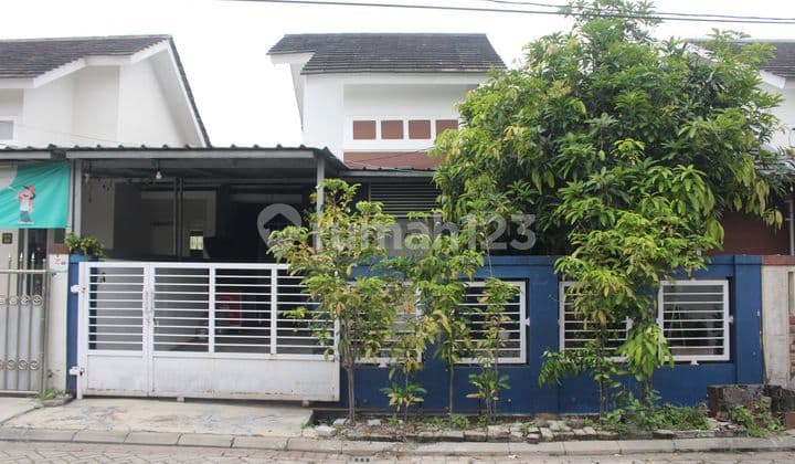 Rumah Strategis 10 Menit ke RSUD Cileungsi LT 144 Hadap Timur J17352