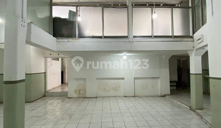 Rumah Besar Untuk Kantor Atau Usaha Di Mainroad Buah Batu Kota Bandung