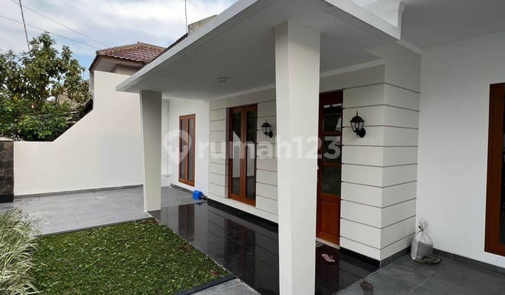 Rumah Minimalis Baru Renovasi Siap Huni Lokasi Turangga Bandung Sayap Martanegara Harga Nego