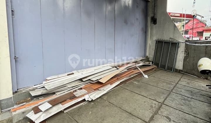 DISEWAKAN RUKO DI LOKASI STRATEGIS DAN PUSAT PERDAGANGAN JALAN TERUSAN BUAH BATU