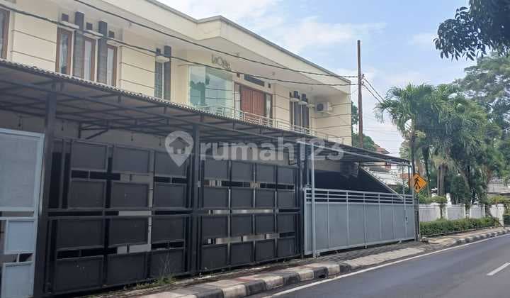 Rumah Siap Huni Cocok Untuk Kantor Atau Usaha Jalan Besar Pusat Ramai Di Turangga Kota Bandung