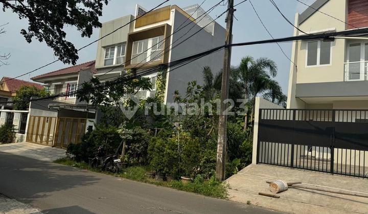 Dijual Tanah Kavling Strategis di Kavling DKI Meruya Jakarta Barat Hadap Barat Laut
