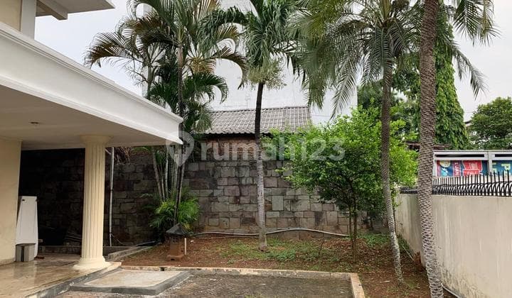 Dijual Cepat Rumah Bagus di Kebayoran Lama Jakarta Selatan
