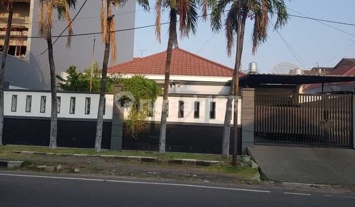 Jual Segera Rumah Sudah Renovasi Area Sunrise Garden Jakarta Barat