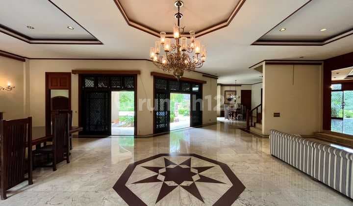 For Sale House in Kuningan South Jakarta - 6 Bedrooms