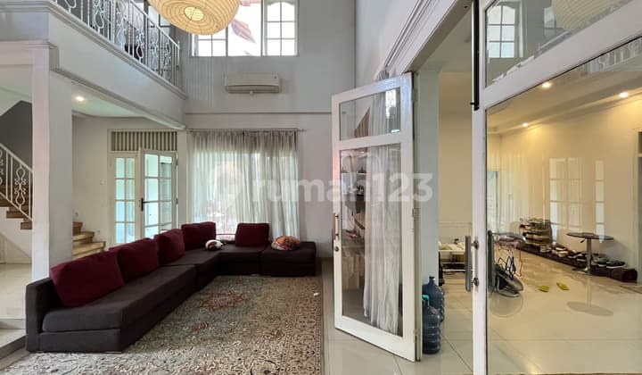 Dijual Rumah Dilebak Bulus, 5 Bedroom