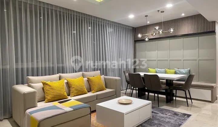 Ciputra World 2 Apartment 3 BR Fully Furnished (RC01)
