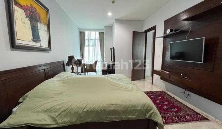 Inti Darmawangsa Apartment 3 BR Fully Furnished H001