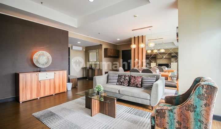 Essence Darmawangsa 3 BR Eminence Tower Furnished Ys021