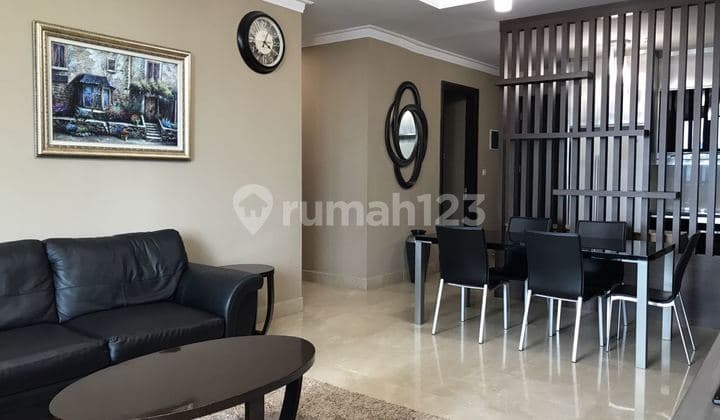 Residence 8 At Senopati 4BR Private Lift Furnished H001