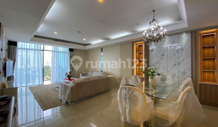 Essence Darmawangsa Apartment 3 BR Fully Furnished Ys034