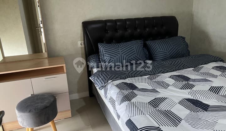 Metro Park Residences 2 BR Fully Furnished MA01