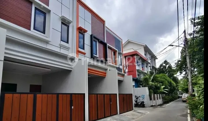 Kpr Rumah Akses Mobil Cempaka Putih