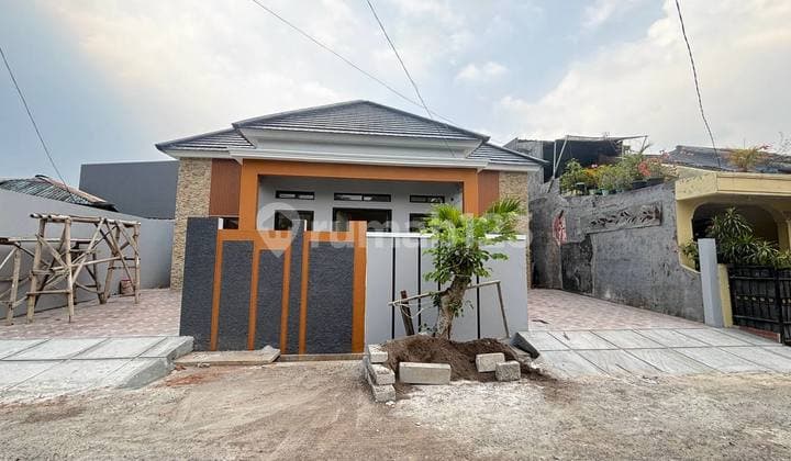 Rumah Mewah Megah Cantik Posisi Hook di Citra Indah City