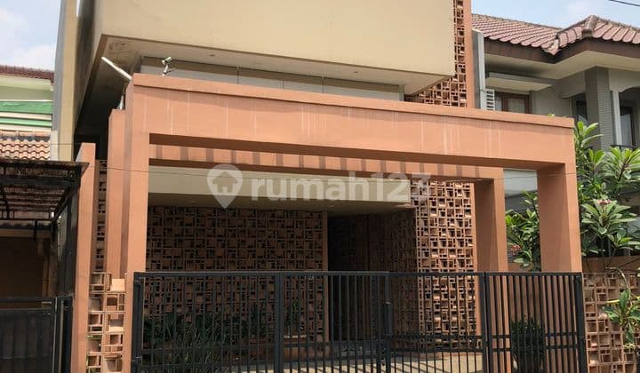 Rumah 3 Lantai Design Modern Minimalis Di Gran Cibubur Bogor Dijual
