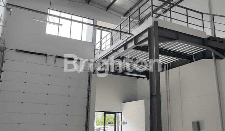 Warehouse with Mezzanine in Taman Tekno X