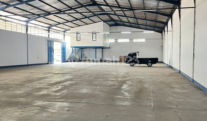 Clean Warehouse in Caringin, Bandung City