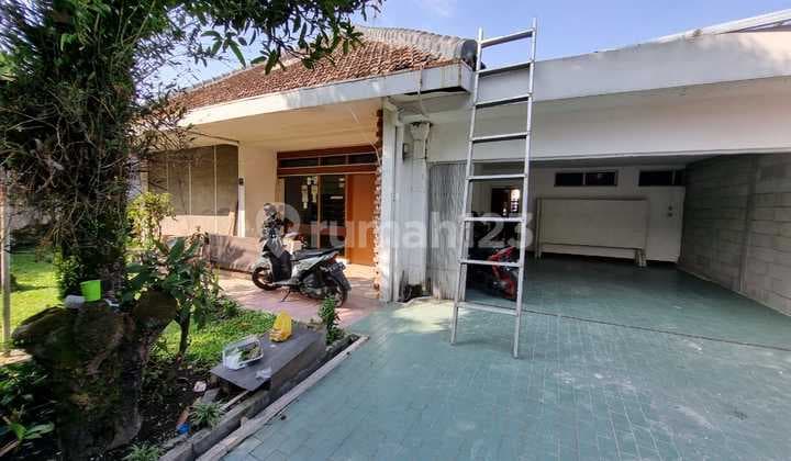 Wing House Burangrang Strategic Bandung City