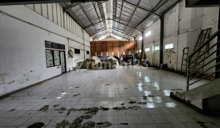 Gudang Pusat Kota Sayap Sudirman Kota Bandung