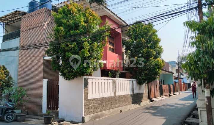 Strategic 2-Story House with Transport Access in Cawang, East Jakarta - Freehold Title