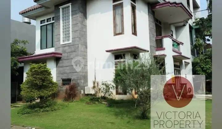 Rumah 2 Lantai Semi-Furnished Hook Legenda Wisata Cibubur- Shgb
