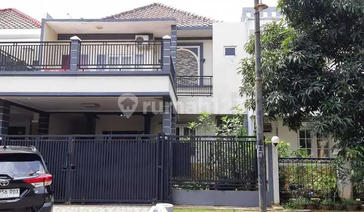 Rumah Bagus 2,5 Lantai di Boulevard Legenda Wisata, Cibubur - SHM