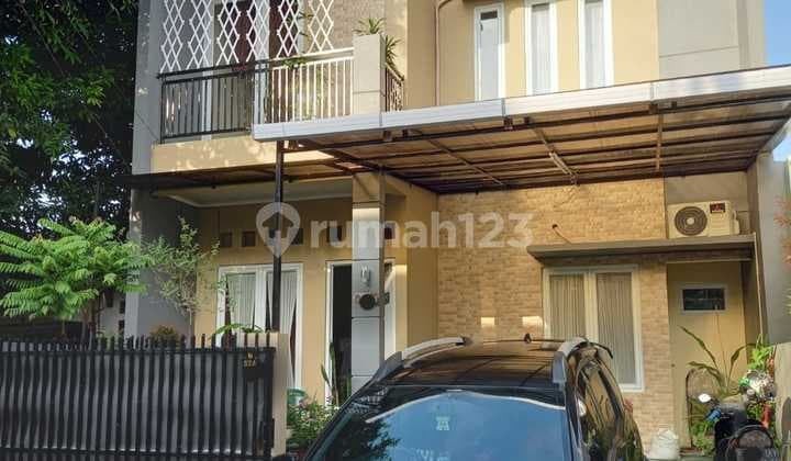 Rumah Cantik 2 Lantai Strategis Dlm Kompleks Pejaten Jaksel - SHM