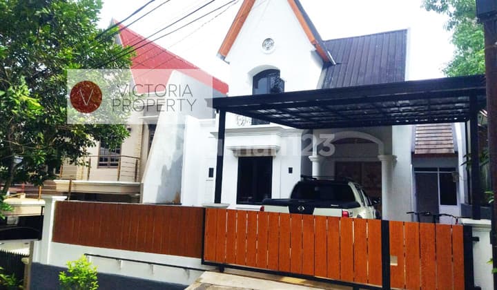 Rumah Luas Bagus 2 Lantai Di Bukit Golf Cibubur