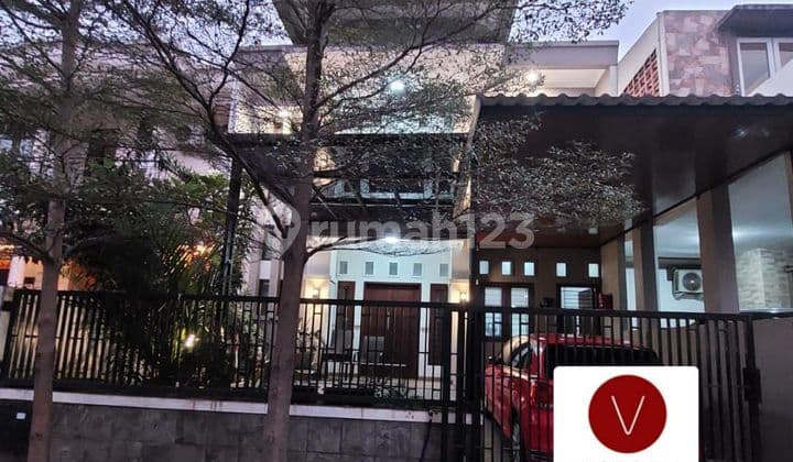 Rumah Modern 2 Lantai, Semi-Furnished di Citragran Cibubur - SHM