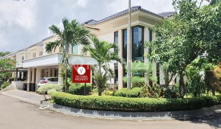 Rumah Mewah Hook Semi-Furnished, Renov, Kota Wisata Cibubur - SHM