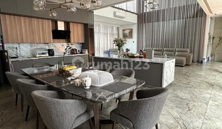 Brand New Luxury House 420m in Sunter with Pool, Fully Furnished, Marble