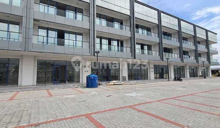 Ready Soho Ebony 8x18 3 Floors, Boulevard, North Jakarta