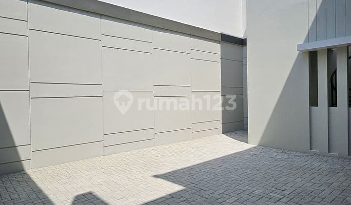 Termurah Rumah Mewah Pik2 bisa KPR 10X20 2 Lantai Boulevard ,Shm