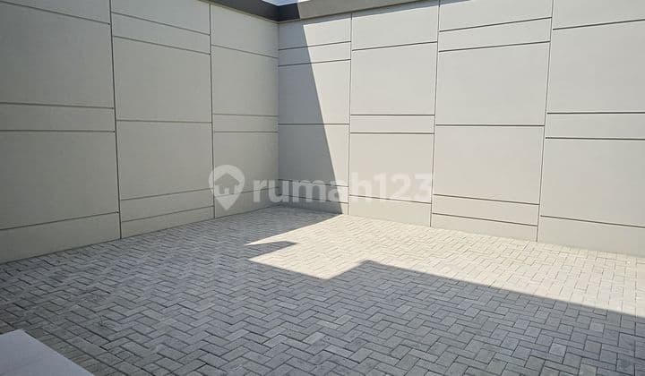 Termurah Rumah Mewah Pik2 bisa KPR 10X20 2 Lantai Boulevard ,Shm