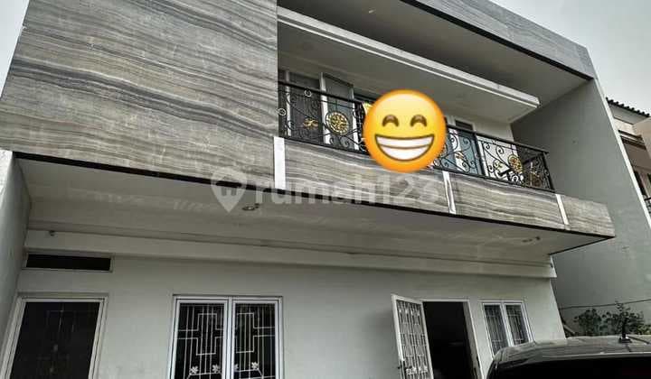 Rumah Minimalis Grisenda 200m 2Lt, Utara, Jakarta Utara