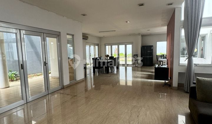 Rumah layar permai 640m 2lt, pik, siap huni