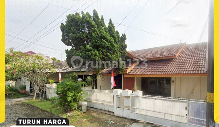 Rumah di Jl Pinus Solo Baru Komplek Elite Dekat Mall