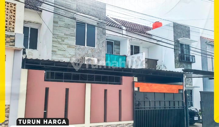 Rumah di Colomadu 2 Lantai Bagus dan Siap Pakai Harga Murah
