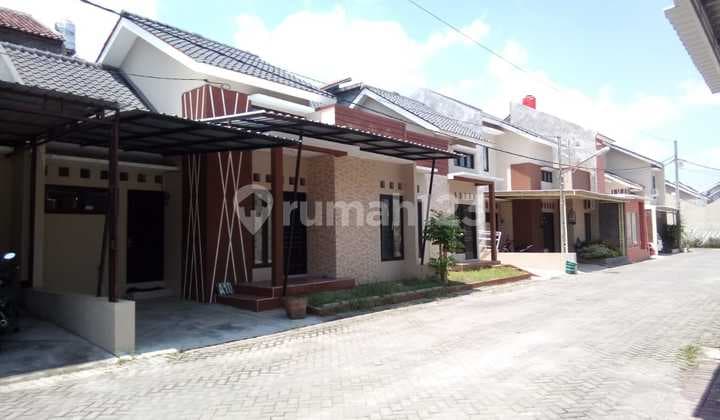 Rumah Cluster Elite Di Colomadu Dekat Bandara Siap Huni