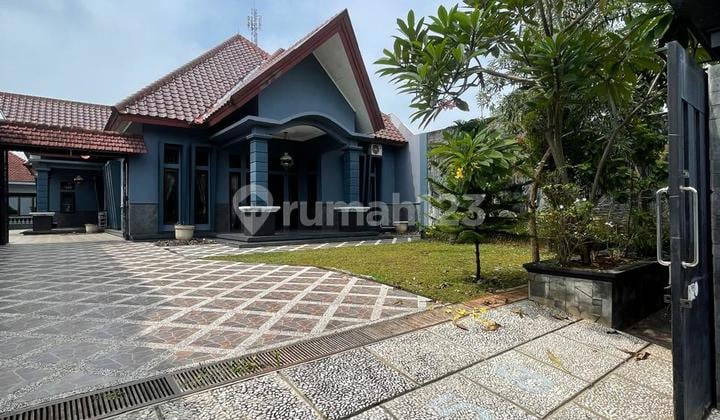 Rumah Mewah di Nguter Halaman Luas Kondisi Terawat Siap Pakai