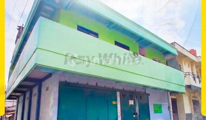 Kost 2 Lantai 16 Kamar Dekat Kampus Uns Cocok untuk Investasi