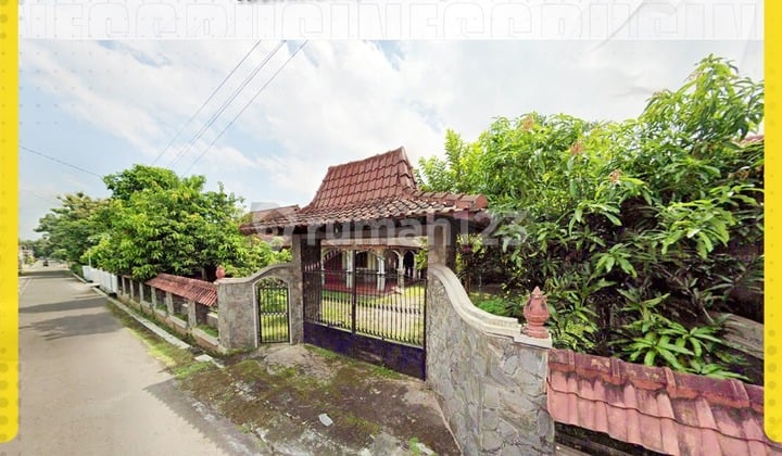 Dijual Rumah Klasik Tanah Luas Siap Huni Di Karanganyar Kota