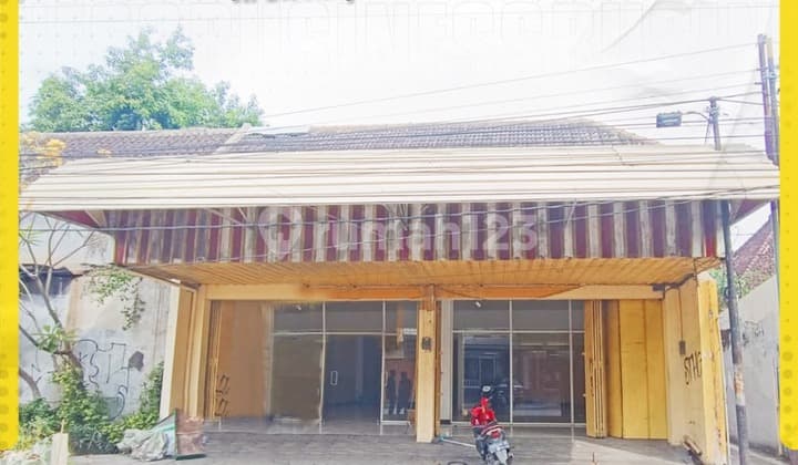 Ruko di Jl Dr Radjiman Laweyan Cocok untuk Toko dan Kantor